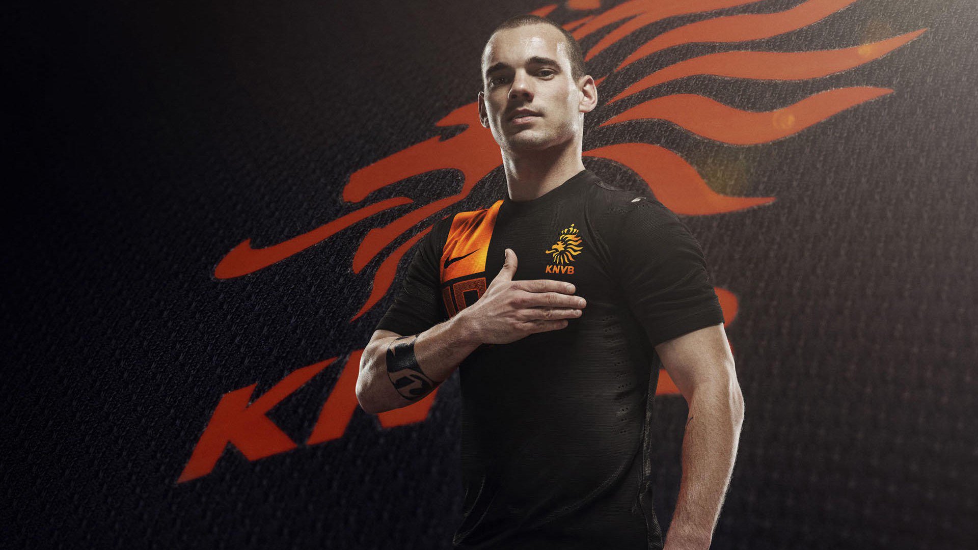 中国足球国家队执行专项对抗模拟训练计划，看一下中国国家足球队对战的情况